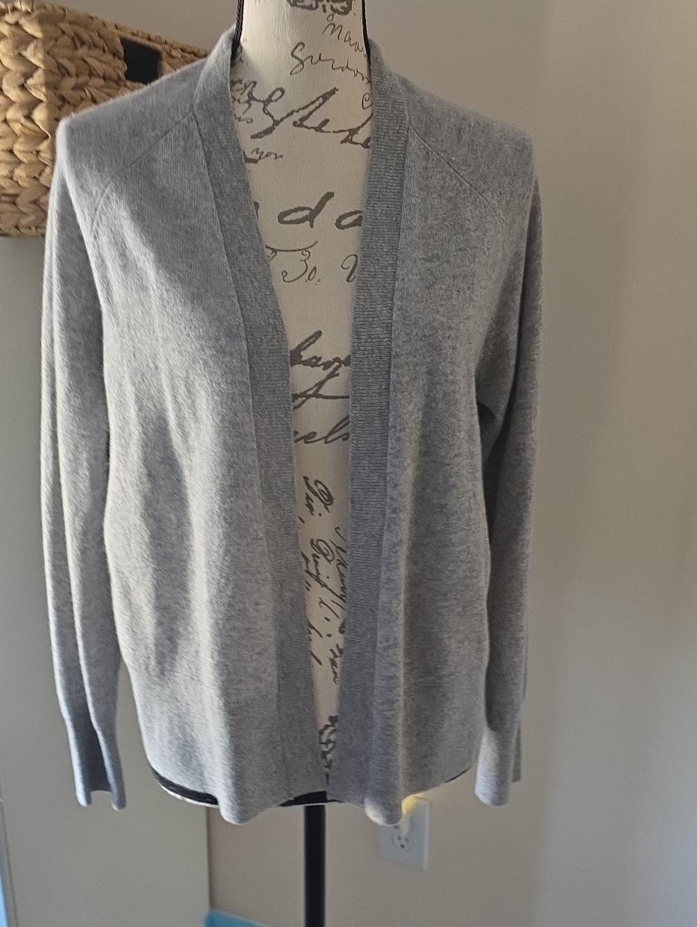 Halston Heritage Light 100% Cashmere Gray Open-Front Cardigan